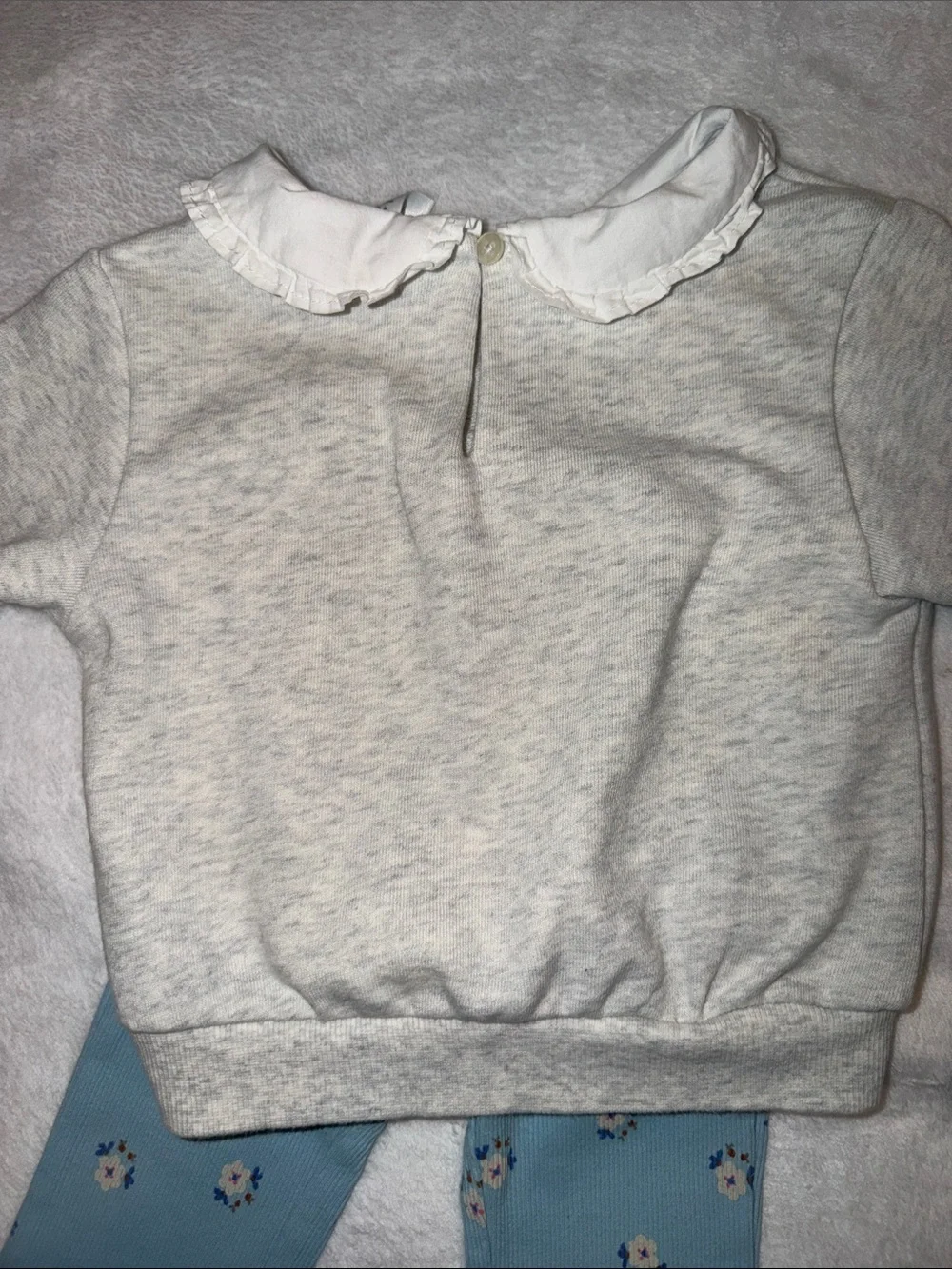 Carter's Blue Floral Ribbed Flare Leggings and gray sweatshirt